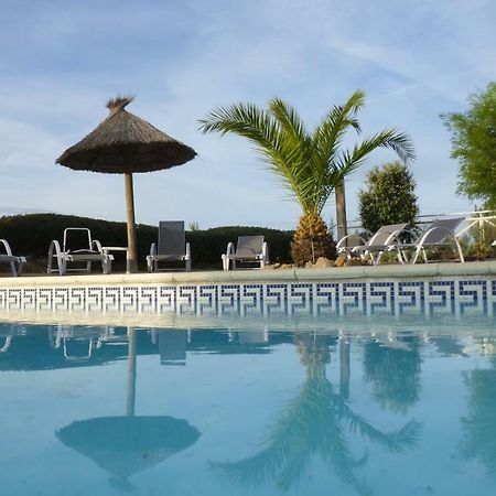 Les Hotes De La Combe Mouis Creissan Luaran gambar
